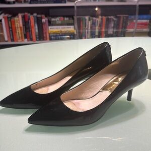 Michael Kors pumps